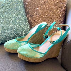 25% off bundles_Lace Wesges